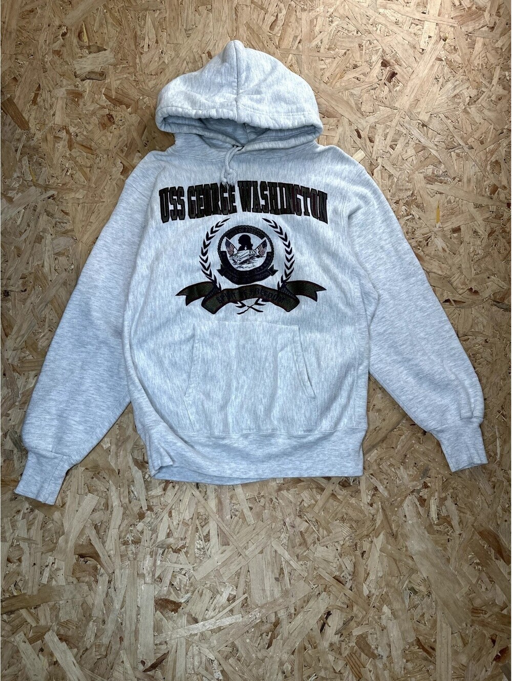 USS George Washington CVN 73 Hoodie Mens Large MV Sport Pro Weave Made in USA